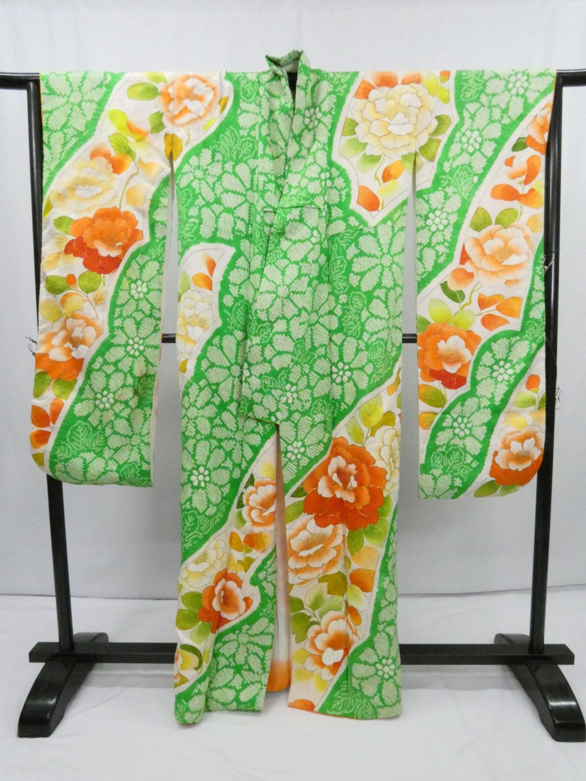 ◇KWF063 振袖 絞り 正絹 緑色 古着 結婚式 卒業式 成人式 初詣 - メルカリ