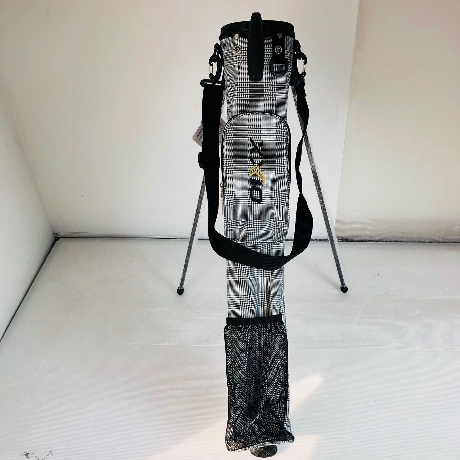 未使用品 XXIO ゼクシオ クラブケース 1.4kg グレンチェック セルフ