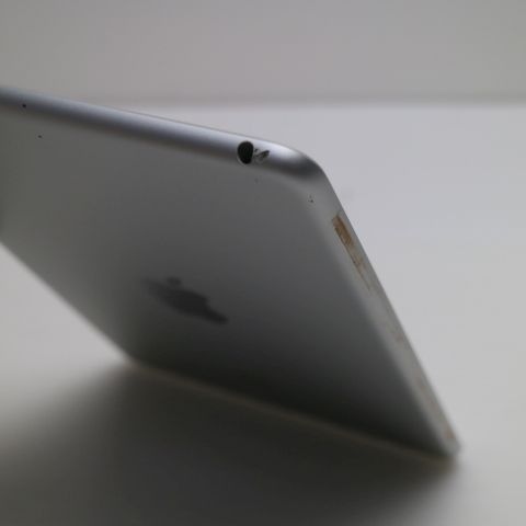 超美品 iPad mini 5 Wi-Fi 64GB シルバー タブレット 即日発送 Apple