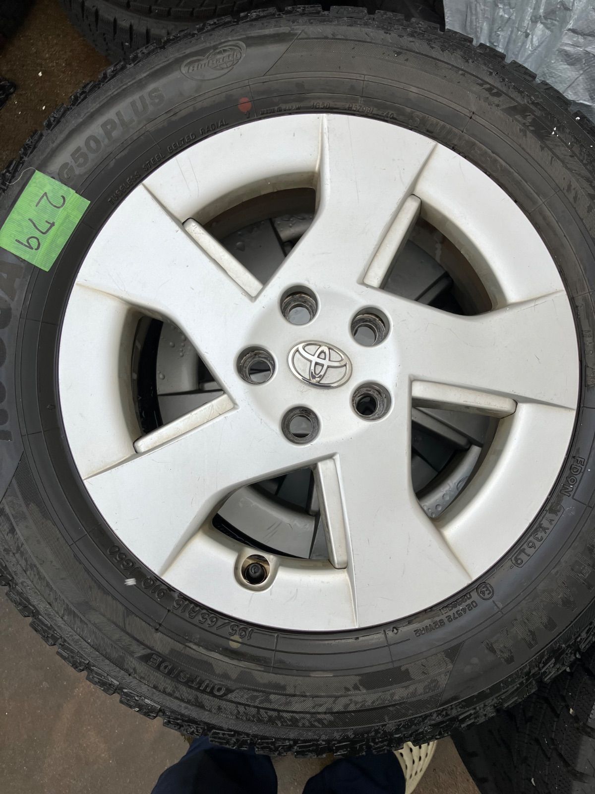 195 65 15 スタッドレス4本 プリウス ホイール