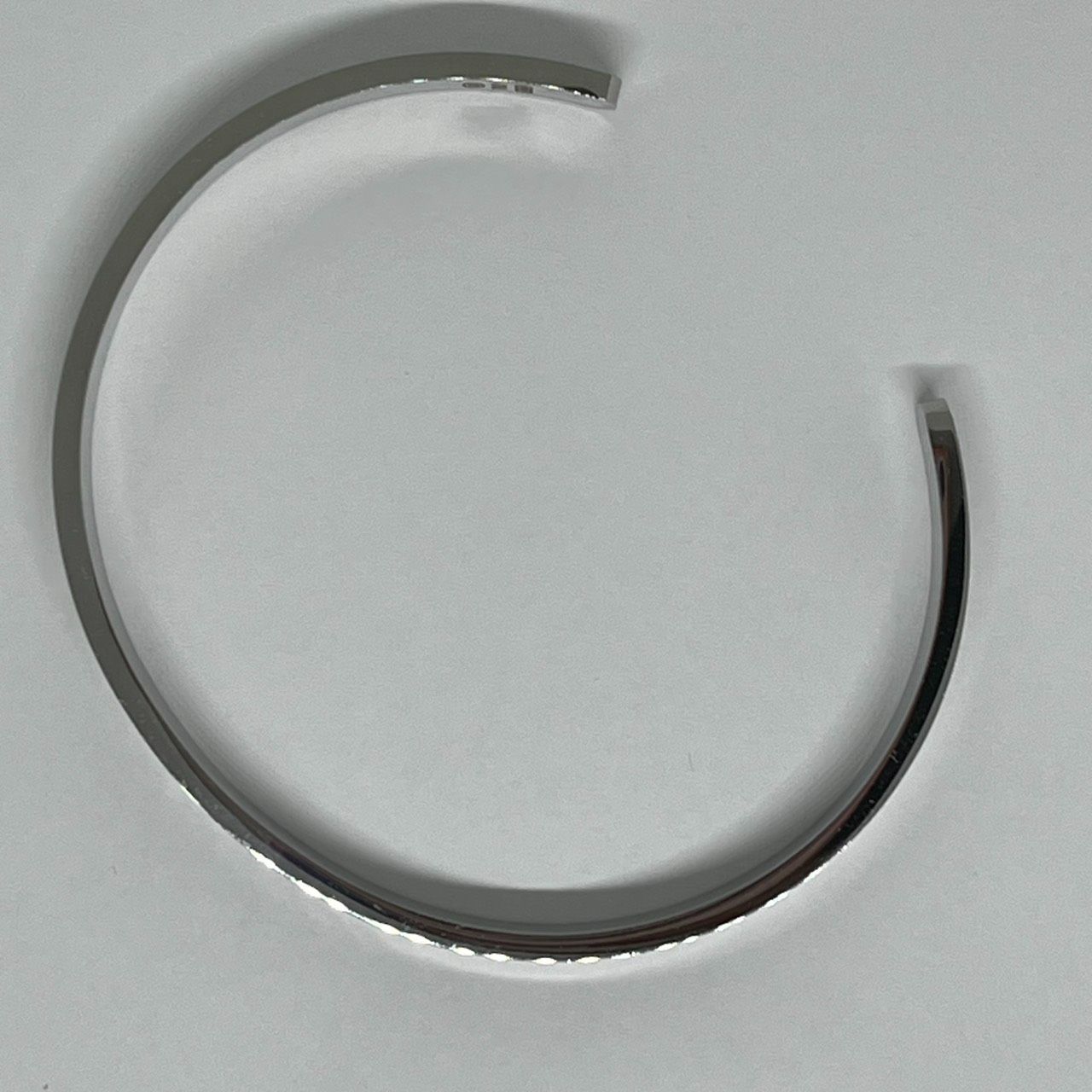 Maison Margiela メゾンマルジェラ バングル 925 反転ロゴ ブレスレット バングル リストバンド アクセサリー メンズ