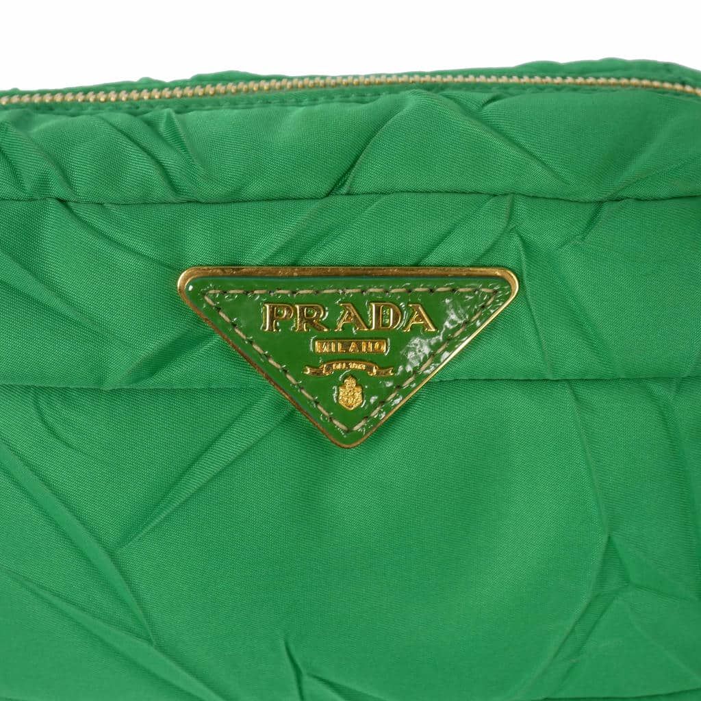 プラダ PRADA ナイロン 三角プレート ショルダーバッグ グリーン 緑