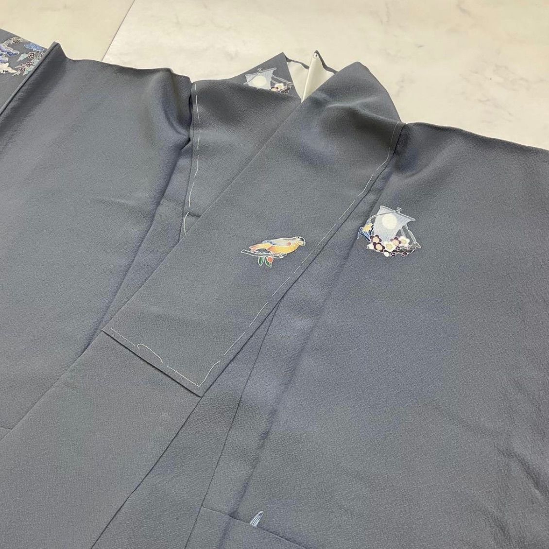 E*c様 kimonoarisa◆単衣◆未使用同然◆センスの良い小紋◆仕付◆裄6 ◇kimono+one◇kimonoarisa◇厳選◇単衣◇未使用同然◇手描き友禅の