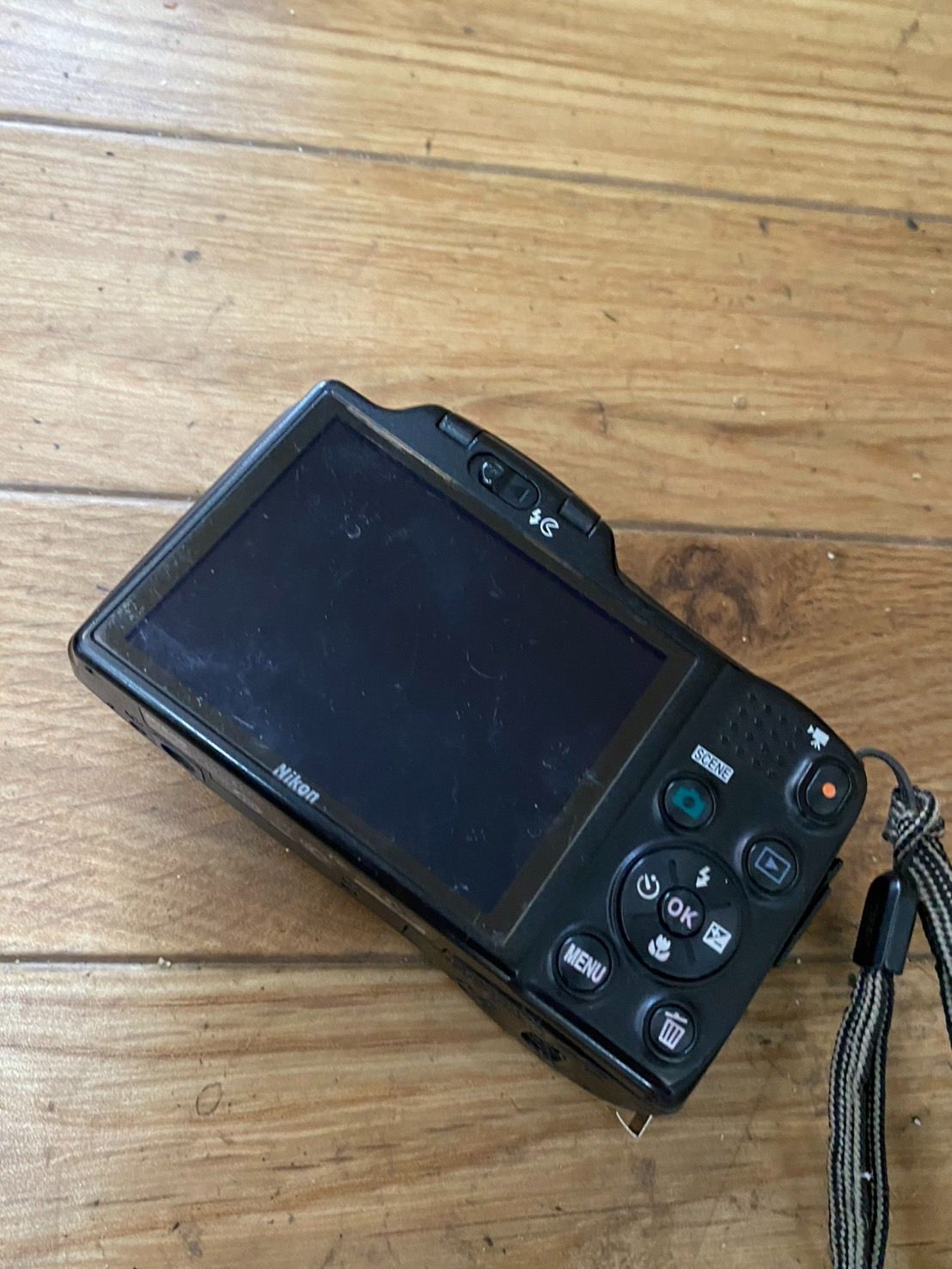 Nikon ニコン COOLPIX L 610 コンパクトカメラ デジカメ デジタルカメラ yn 110901