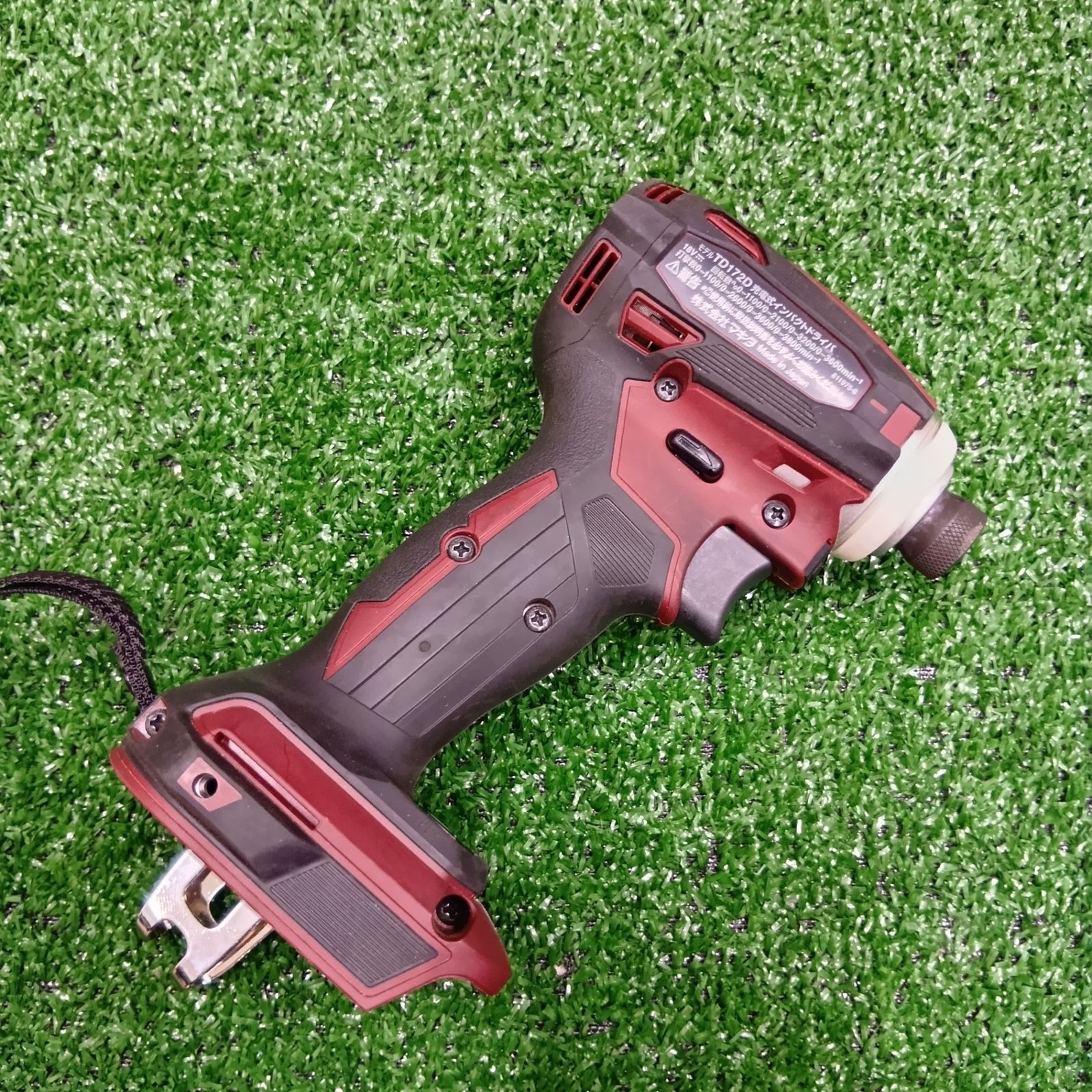 マキタ makita 充電式インパクトドライバ 本体のみ TD 172 D