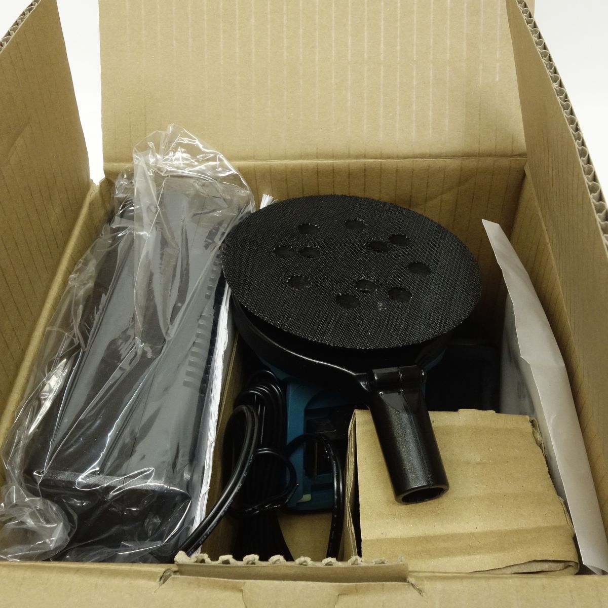 makita マキタ 充電式ランダムオービットサンダ バッテリー 充電器付き