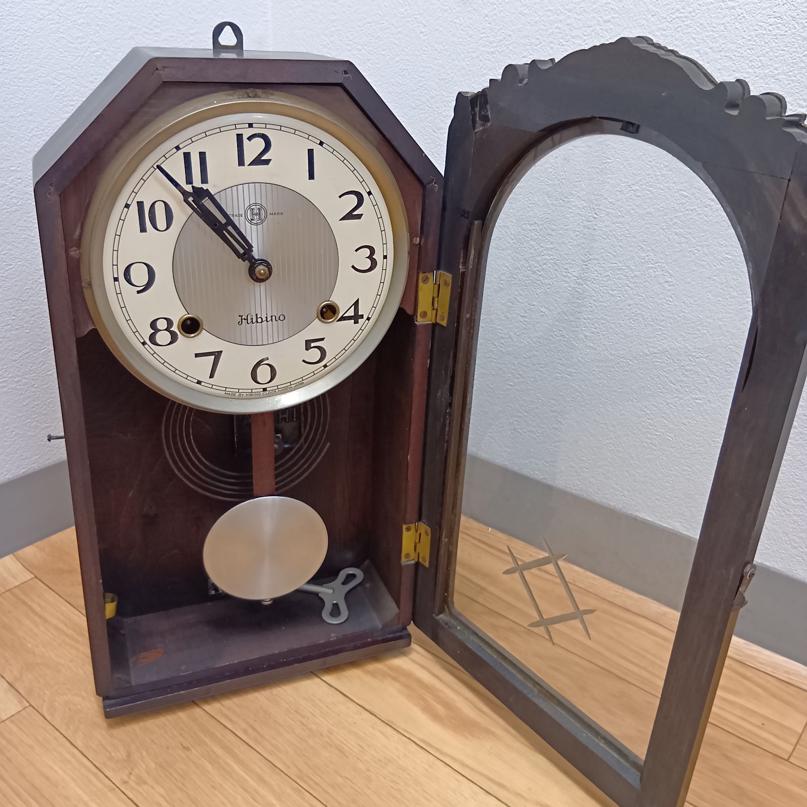 昭和レトロ ヒビノ時計 宮型 ゼンマイ式振り子時計 HIBINO 掛時計