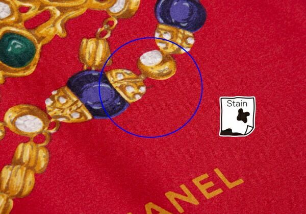 シャネルCHANEL 宝石チェーンプリント大判スカーフ 赤 - メルカリ