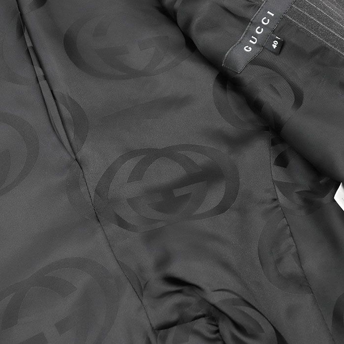 スーツ セットアップ