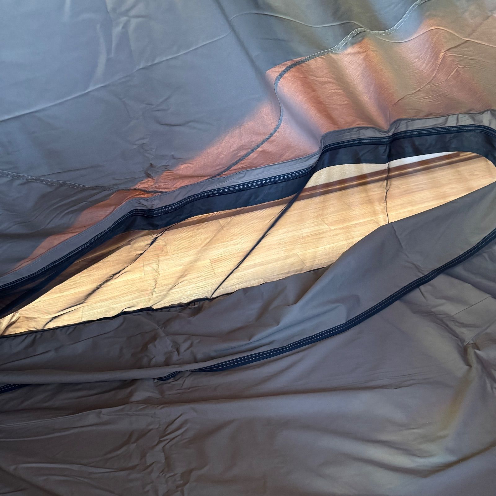 ４本ポール付き