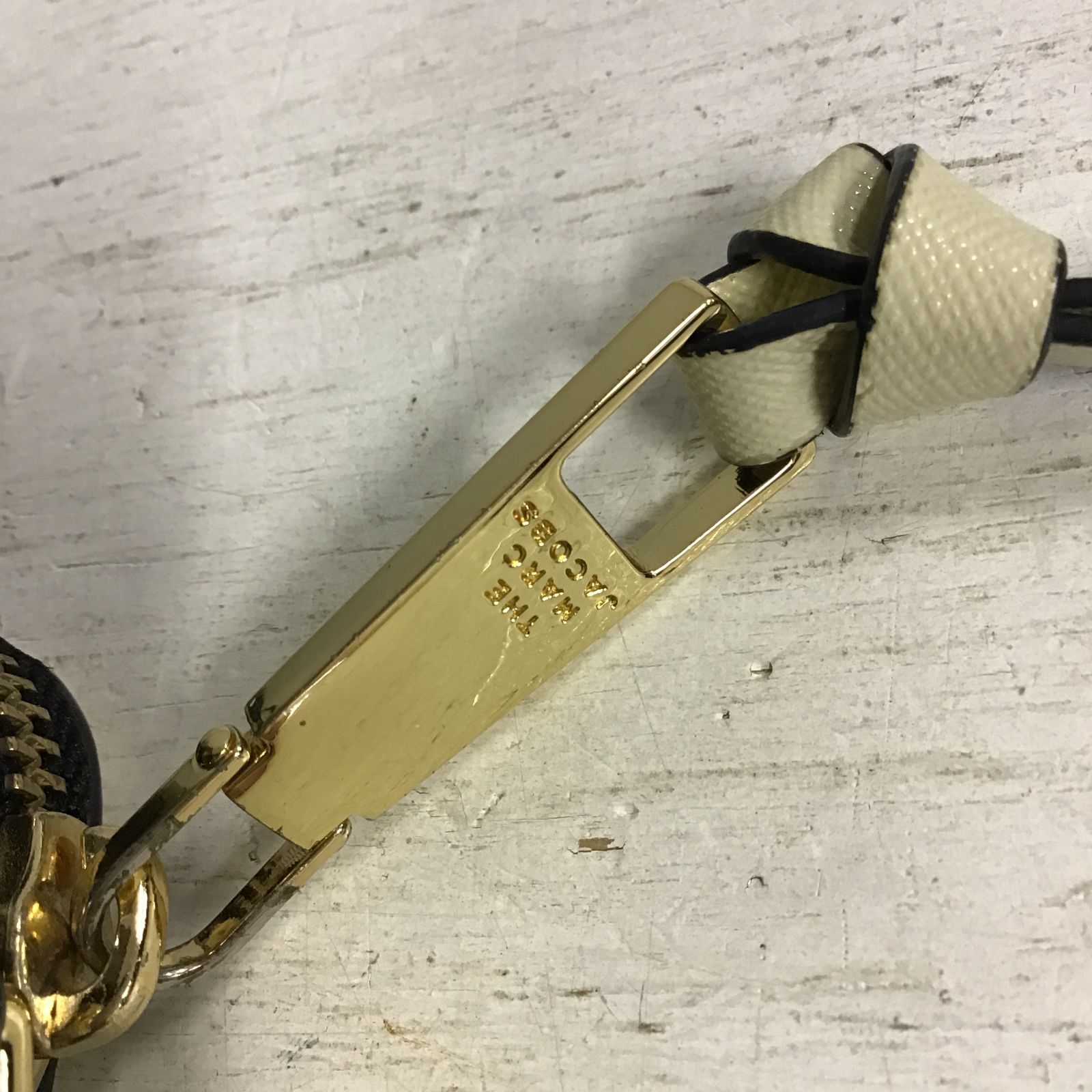 八戸792-2-20251208】MARC JACOBS 卸売 マークジェイコブス ショルダー