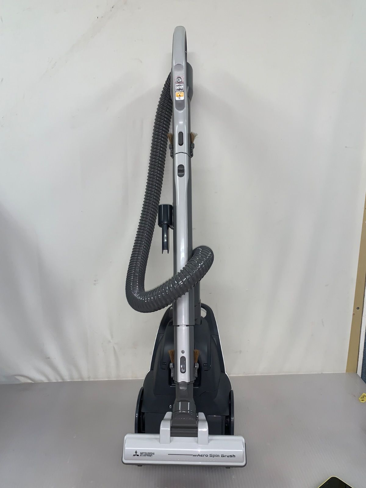 12r3. 美品 三菱 紙パック式掃除機 TC-FJ2CE3-N 2023年製 12r3. 美品 三菱 紙パック式掃除機 Be-K TC-FJ2CE3-N 2023年