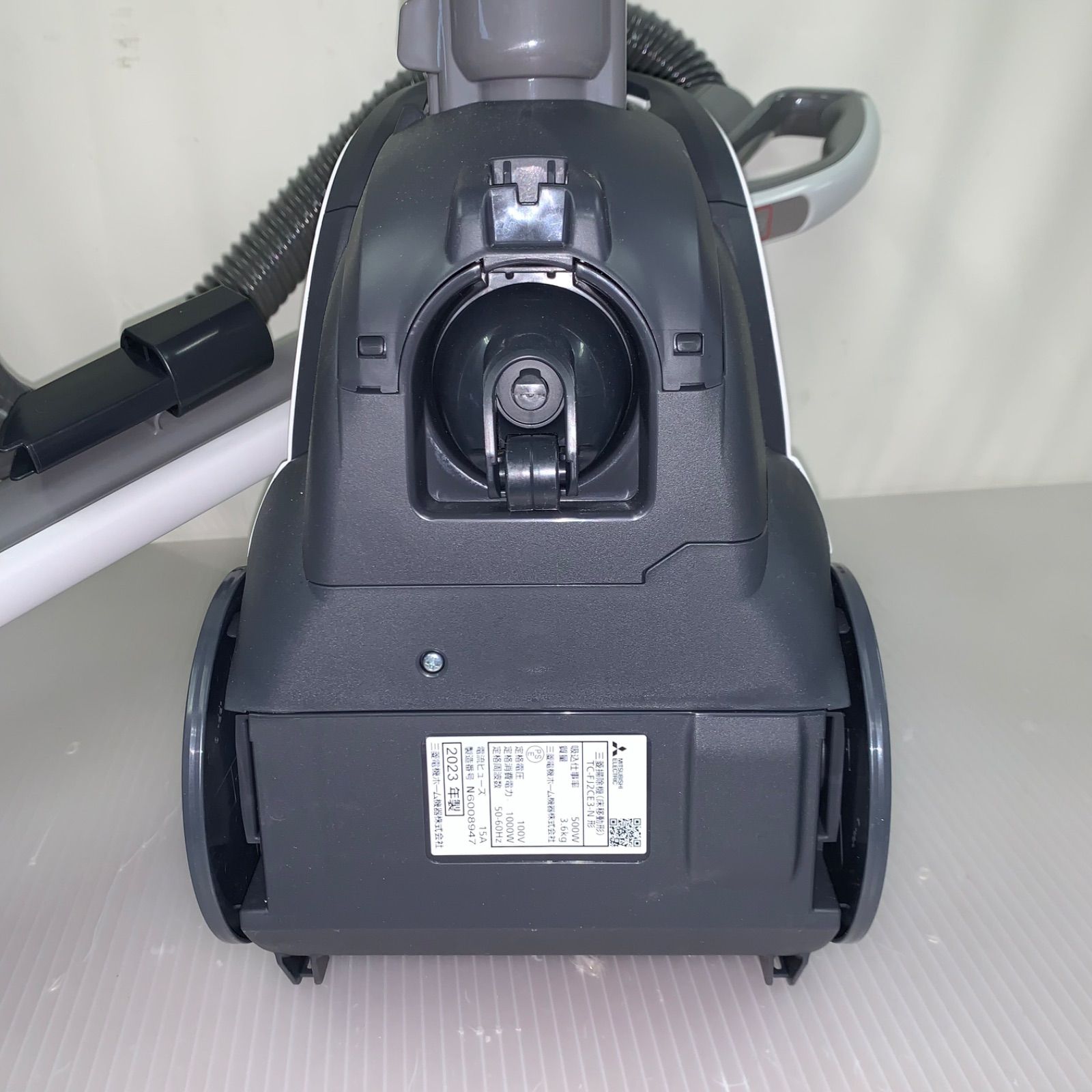 12r3. 美品 三菱 紙パック式掃除機 Be-K TC-FJ2CE3-N 2023年