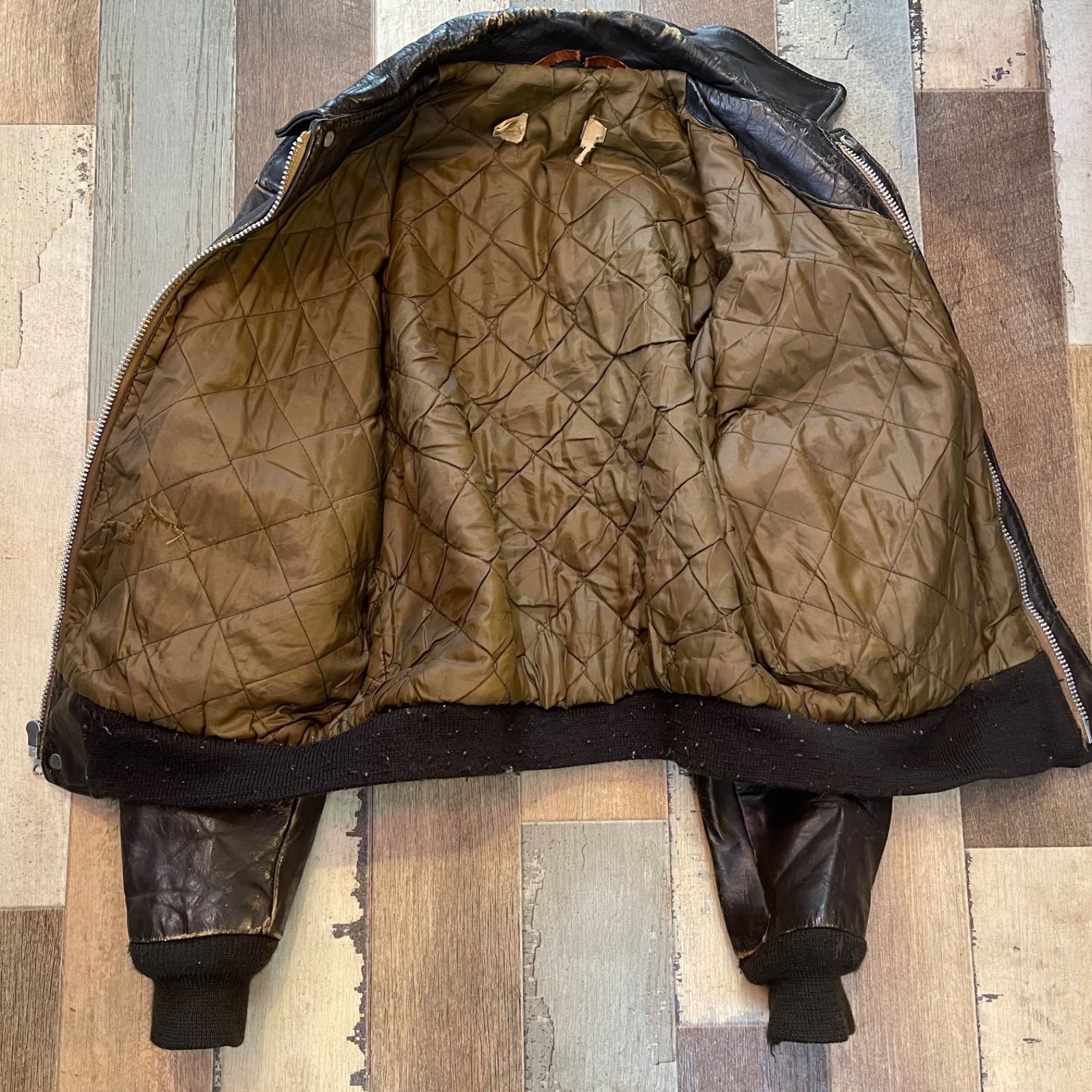 50s 60s ビンテージ A2 レザージャケット アルミTALON - メルカリ