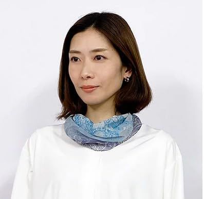 スカーフで冬華やぐ・[ユビオン] KINUWA 横浜シルク リングスカーフ