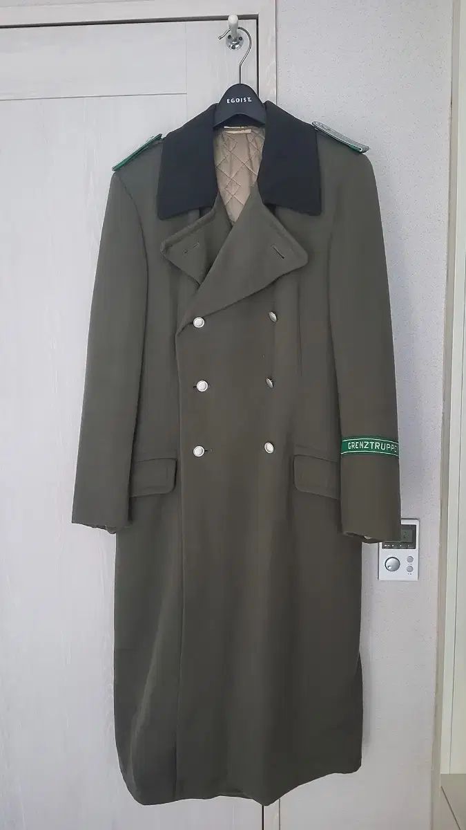 東ドイツ軍　国境警備隊兵用ウールロングコート希少品 オリジナル 東ドイツ軍 国境警備隊 将校用 ウールコート 出品 - メルカリ