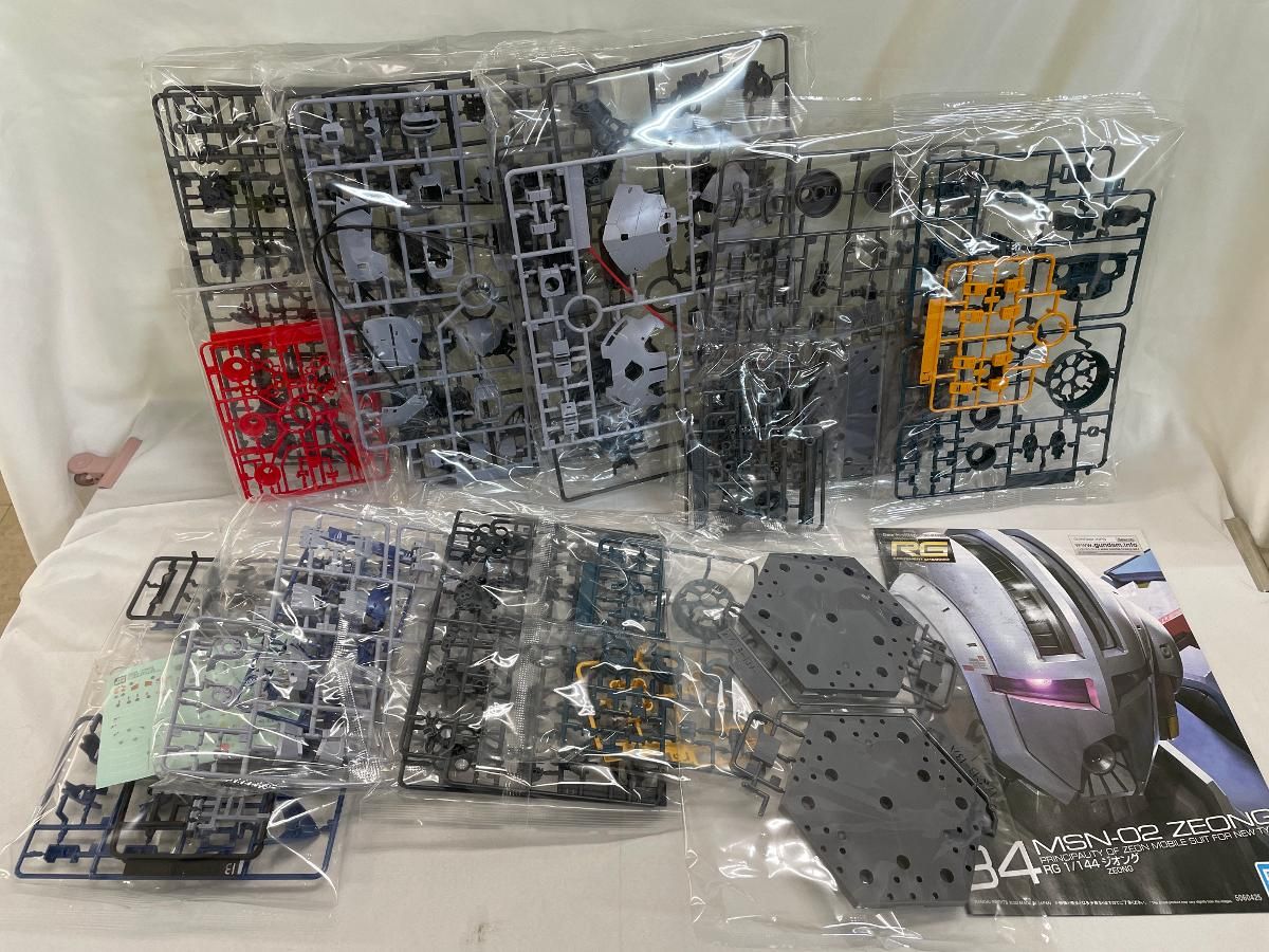 未開封】RG 機動戦士ガンダム ジオング 1/144スケール 色分け済み