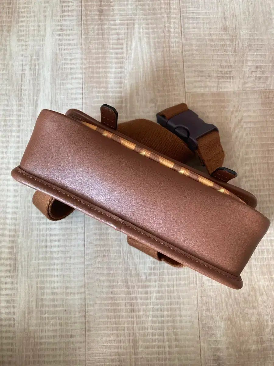 ウエストバッグ ベルトバッグ