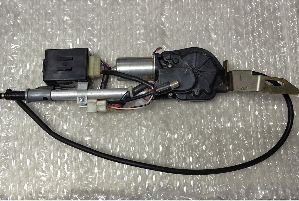 希少 メルセデスベンツ w201 190E 純正 ラジオアンテナ 動作確認済