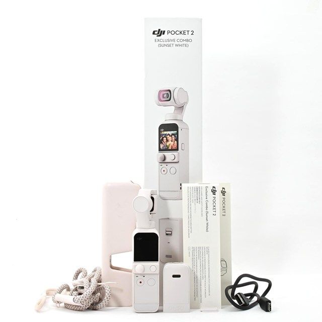 DJI Pocket 2 コンボ サンセットホワイト｜Vlog向け4 Kジンバルカメラ｜ボディ 小打痕あり 小汚れ箇所あり｜全体的にきれいで動作良好