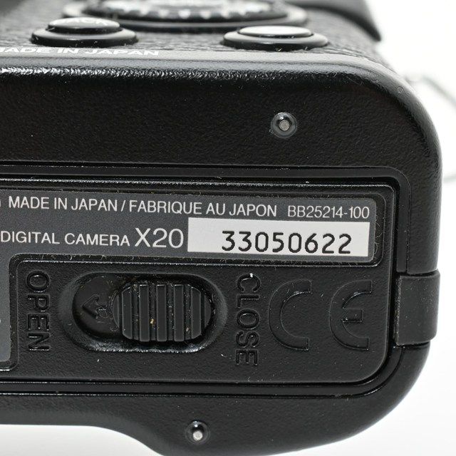 デジタルカメラ X
