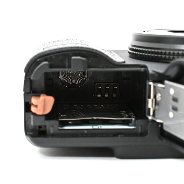  Canon PowerShot G 16 液晶右側に縦線表示の不良あり 撮影画像へ影響なし 外観 級の コンディション 高品質CMOS搭載 コンデジ コンパクトデジタルカメラ デジタルカメラ