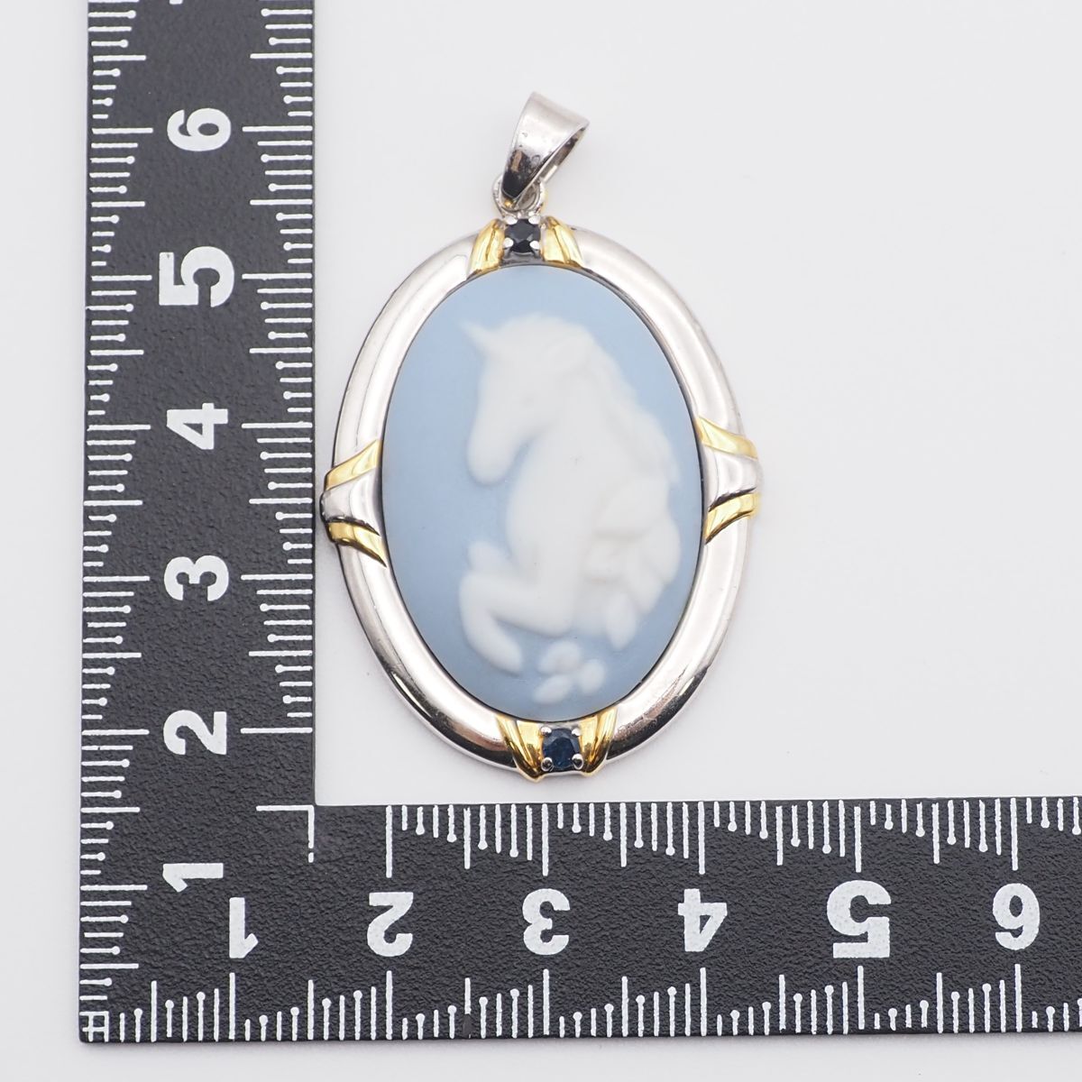 L133 IEI ストーンカメオ サファイア 925F刻印 ユニコーン デザイン