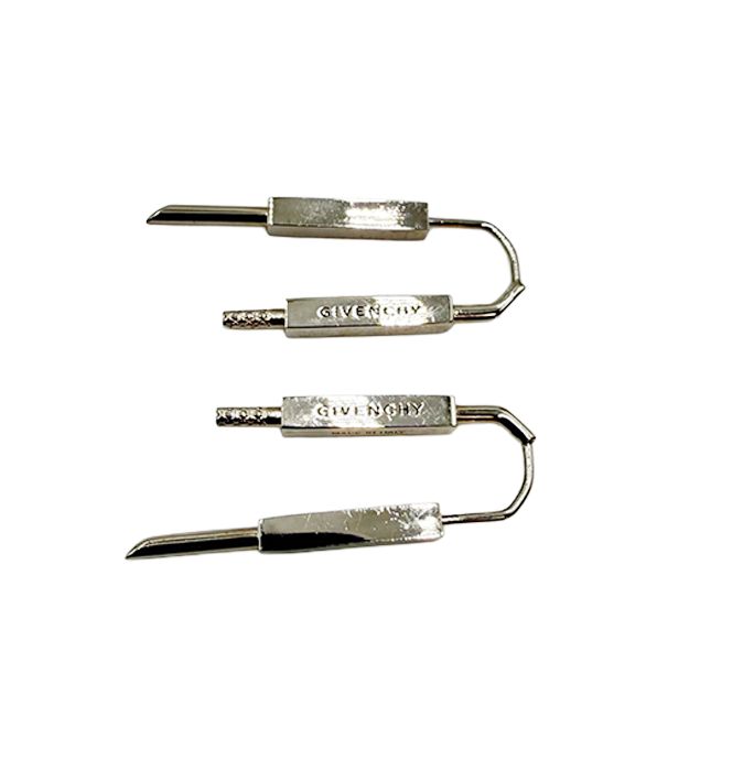 Uロックモチーフ ピアス