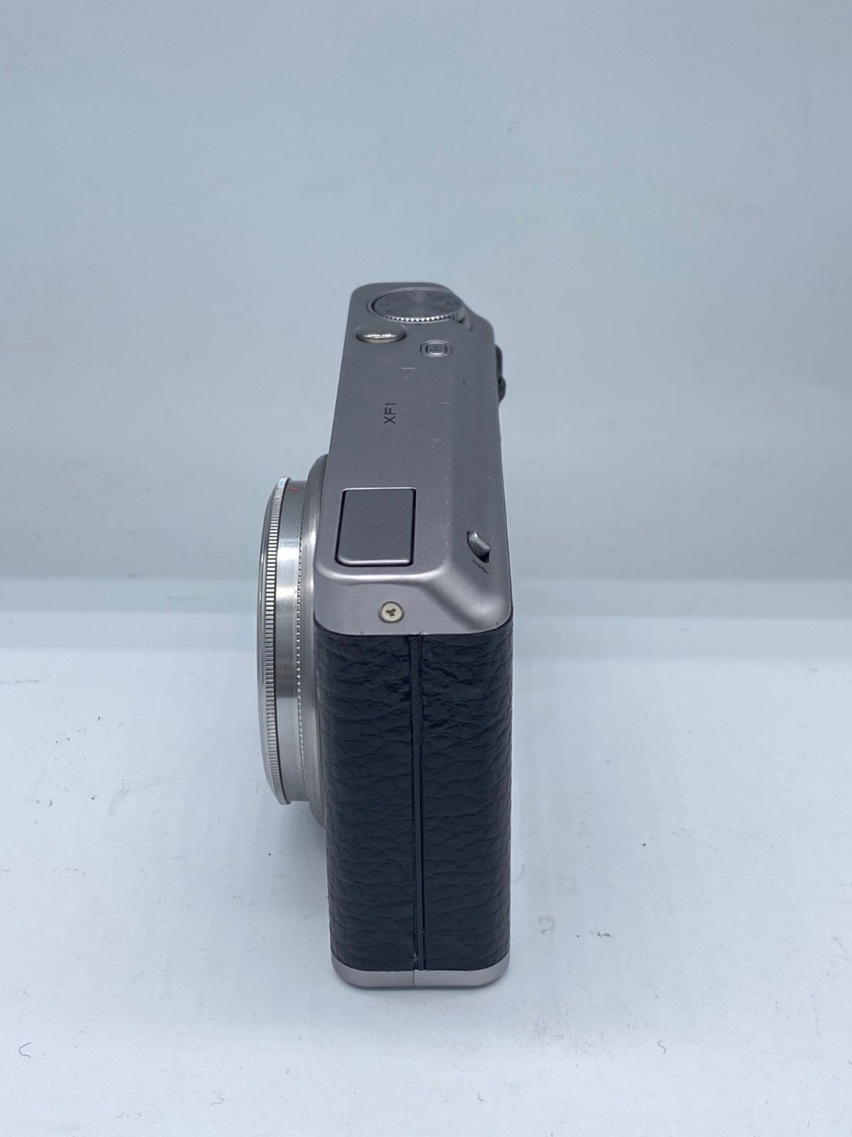 返品保証・動作確認済】FUJIFILM XF1 - メルカリ