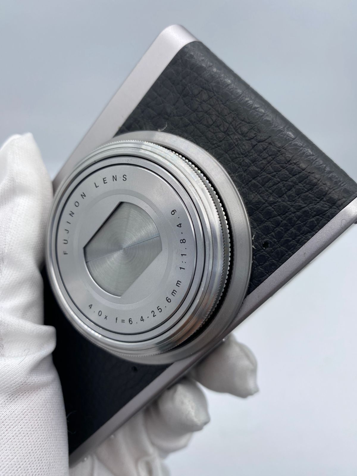 返品保証・動作確認済】FUJIFILM XF1 - メルカリ