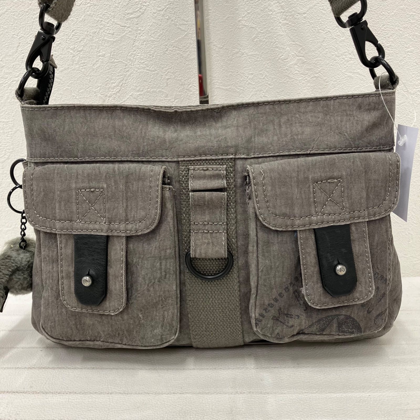 7355 KIPLING キプリング ショルダーバッグ 斜めがけ 紐調節可能 