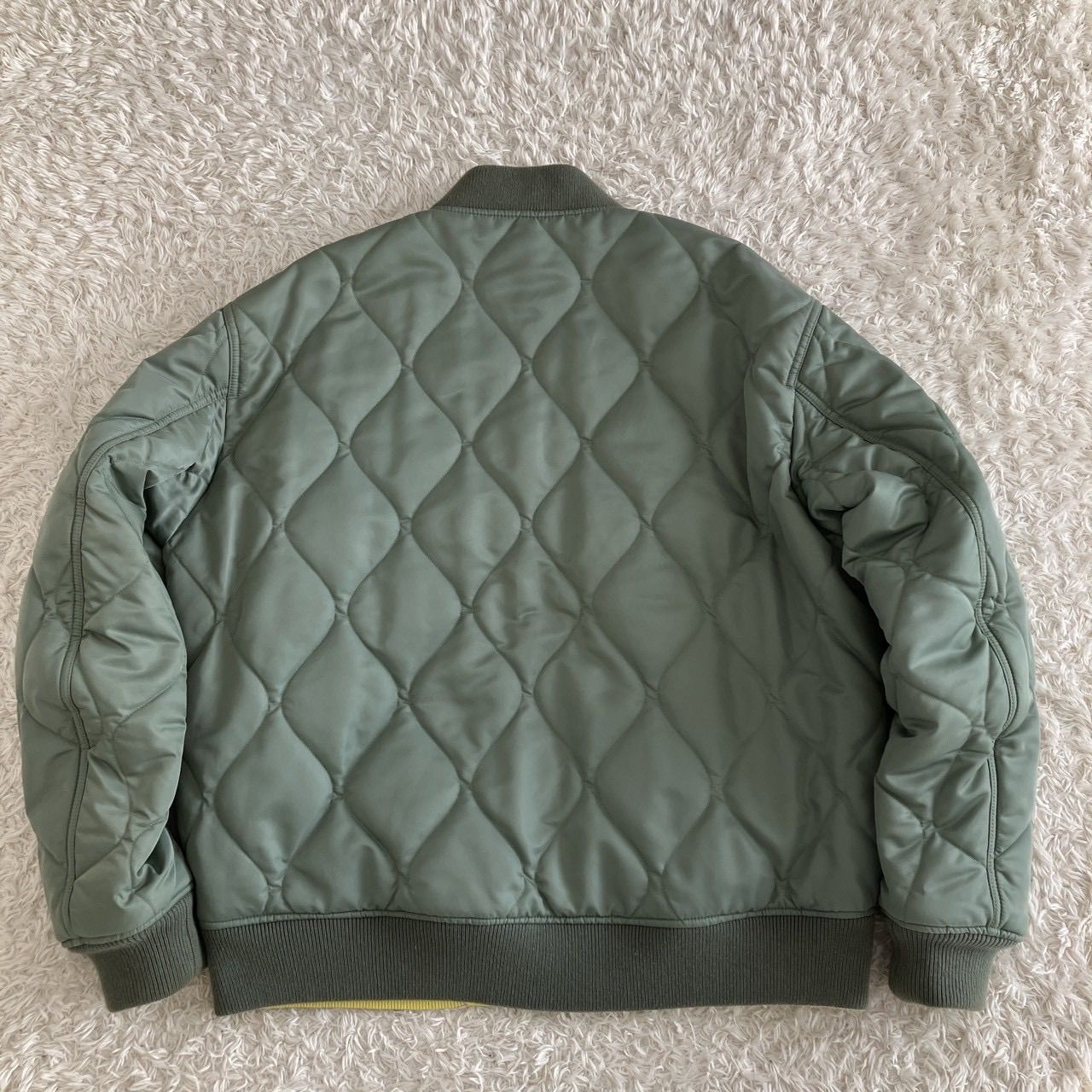 美品！LACOSTE L!VE ラコステ MA-1 キルティングジャケット