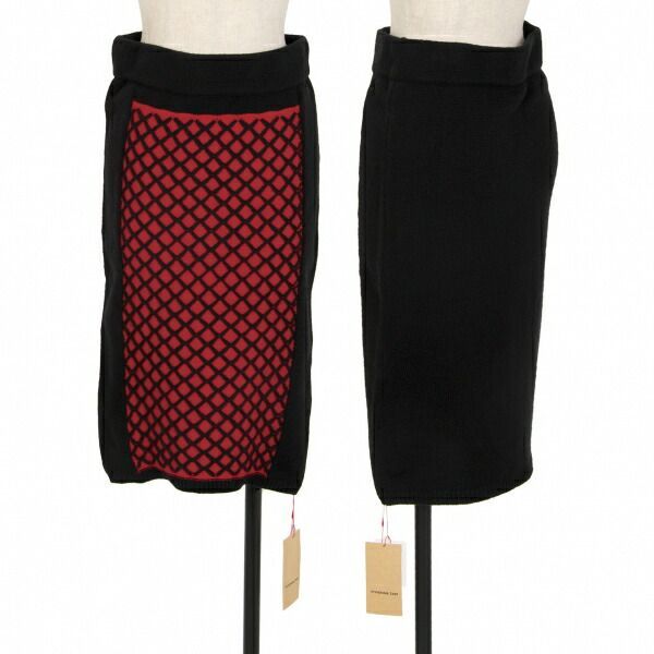 ヴィヴィアンタムVIVIENNE TAM ベスト フロントバイアス編みデザイン