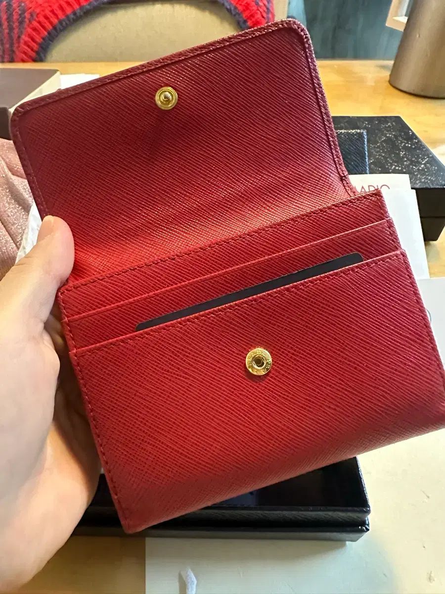 PRADA プラダ サフィアーノ レッド 二つ折り財布 フルセット - メルカリ