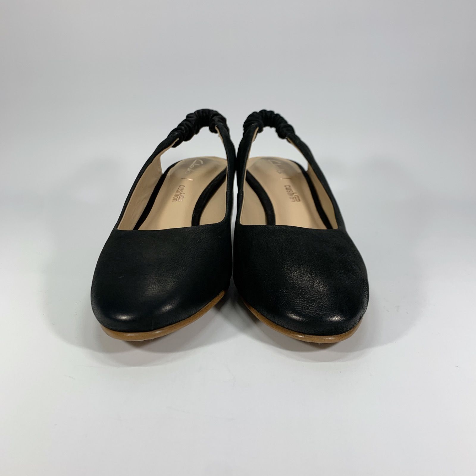 ◯ Clarks クラークス ストラップ パンプス ブラック プレーントゥ チャンキーヒール UK 3 22 相当 cushion plus 黒
