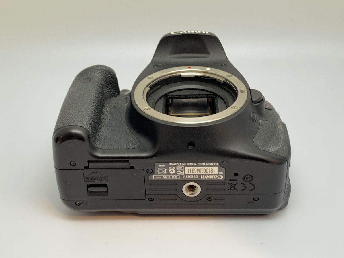 まい 実用品】Canon キャノン EOS Kiss X5 ボディ シャッター数5745枚と