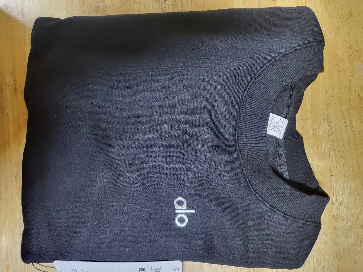 新品) Alo Yoga アロ ショップ スウェット ブラック S