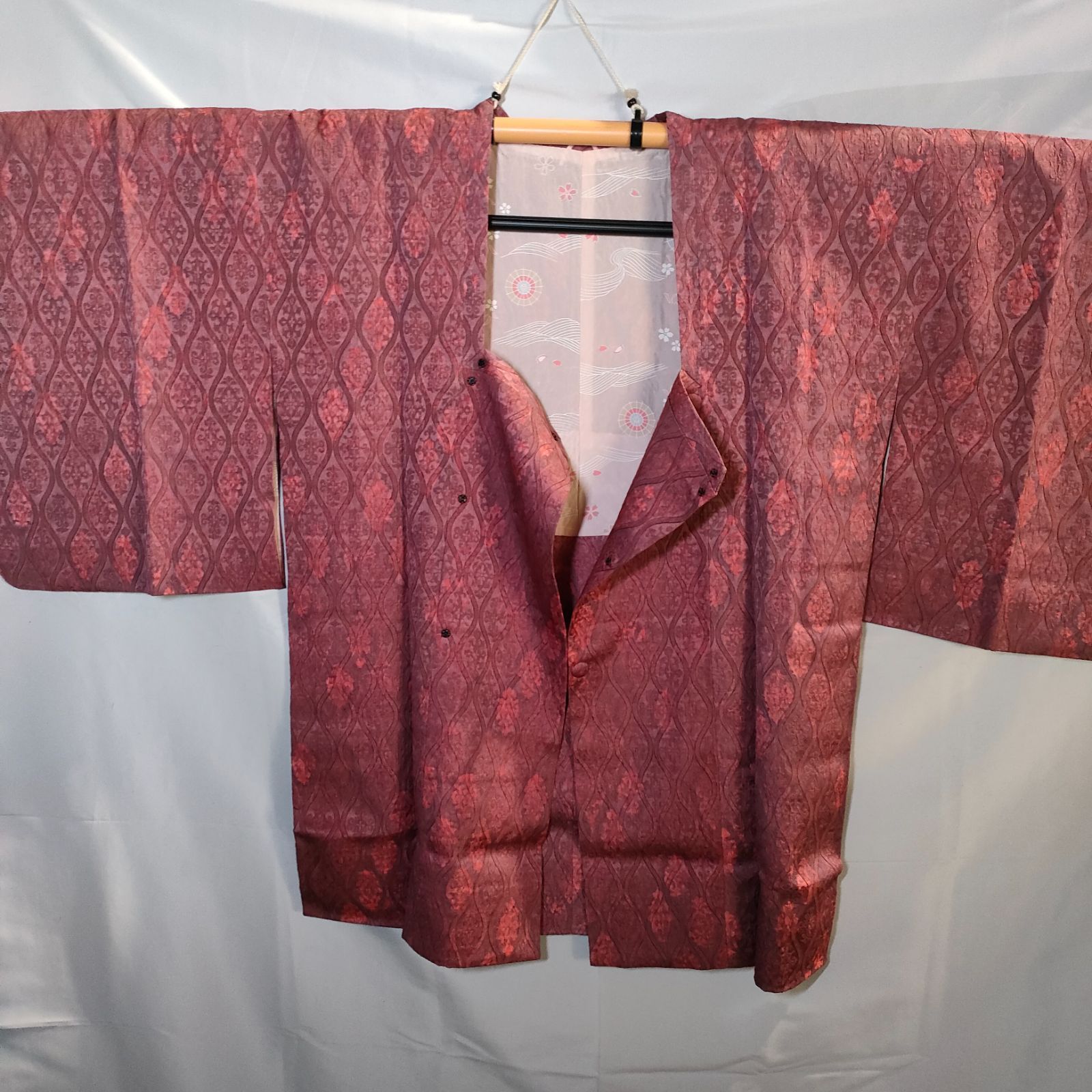 29 道行コート 玉虫色 着物 着物用コート 羽織 年代物 アンティーク Vintage 和装 浴衣 和服 骨董 リメイク 昭和 レトロ 婦人服 一点物 JAPAN 日本 織物 素材 生地 正絹