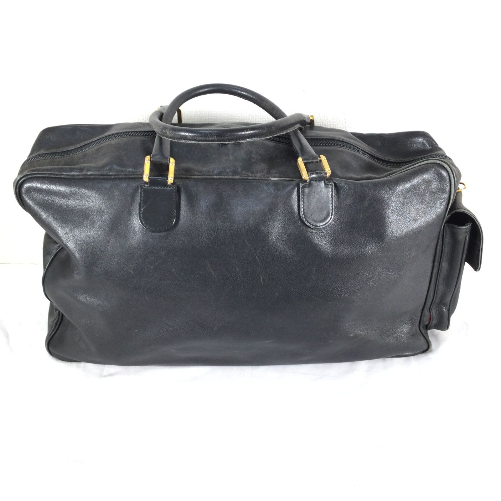 トラベルバッグ