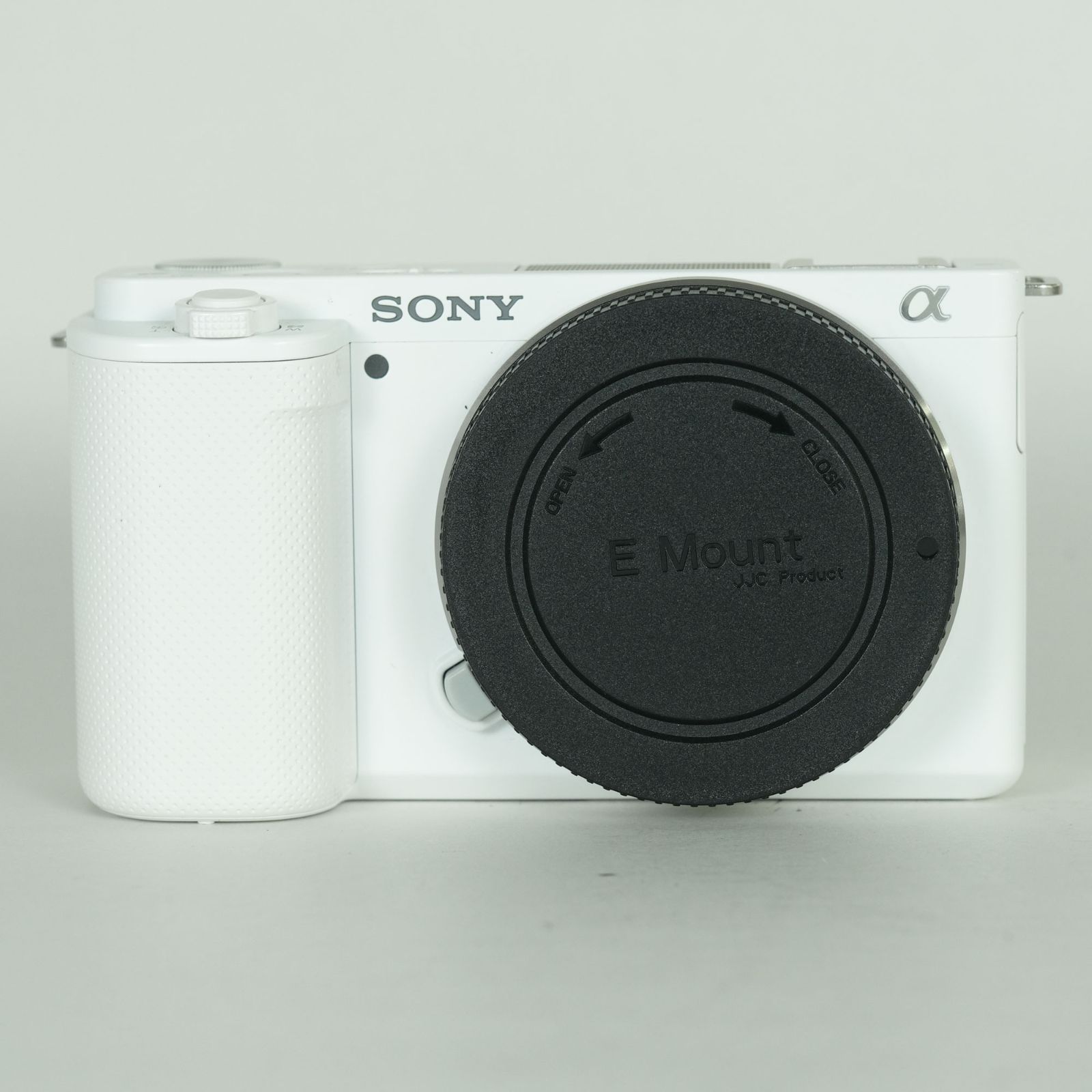 美品] SONY VLOGCAM ZV-E10 [ボディ ホワイト] | SONY Eマウント