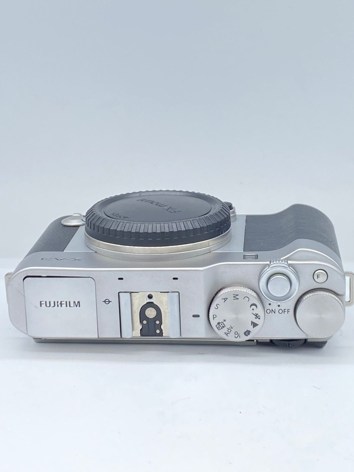 返品保証・動作確認済】FUJIFILM X-A3（シルバー）＋ XC 16-50mm F3.5
