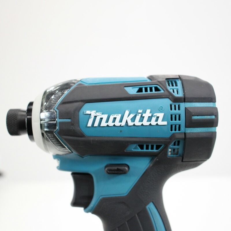 中古 充電式インパクトドライバー makita マキタ TD149DRFX 送料無