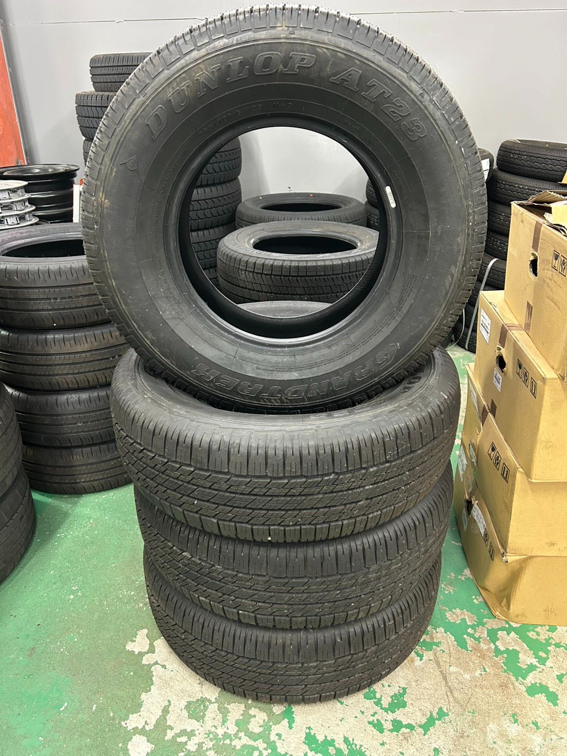新車外し DUNLOP AT 23 265 70 R 16 112 S サマータイヤ 4本