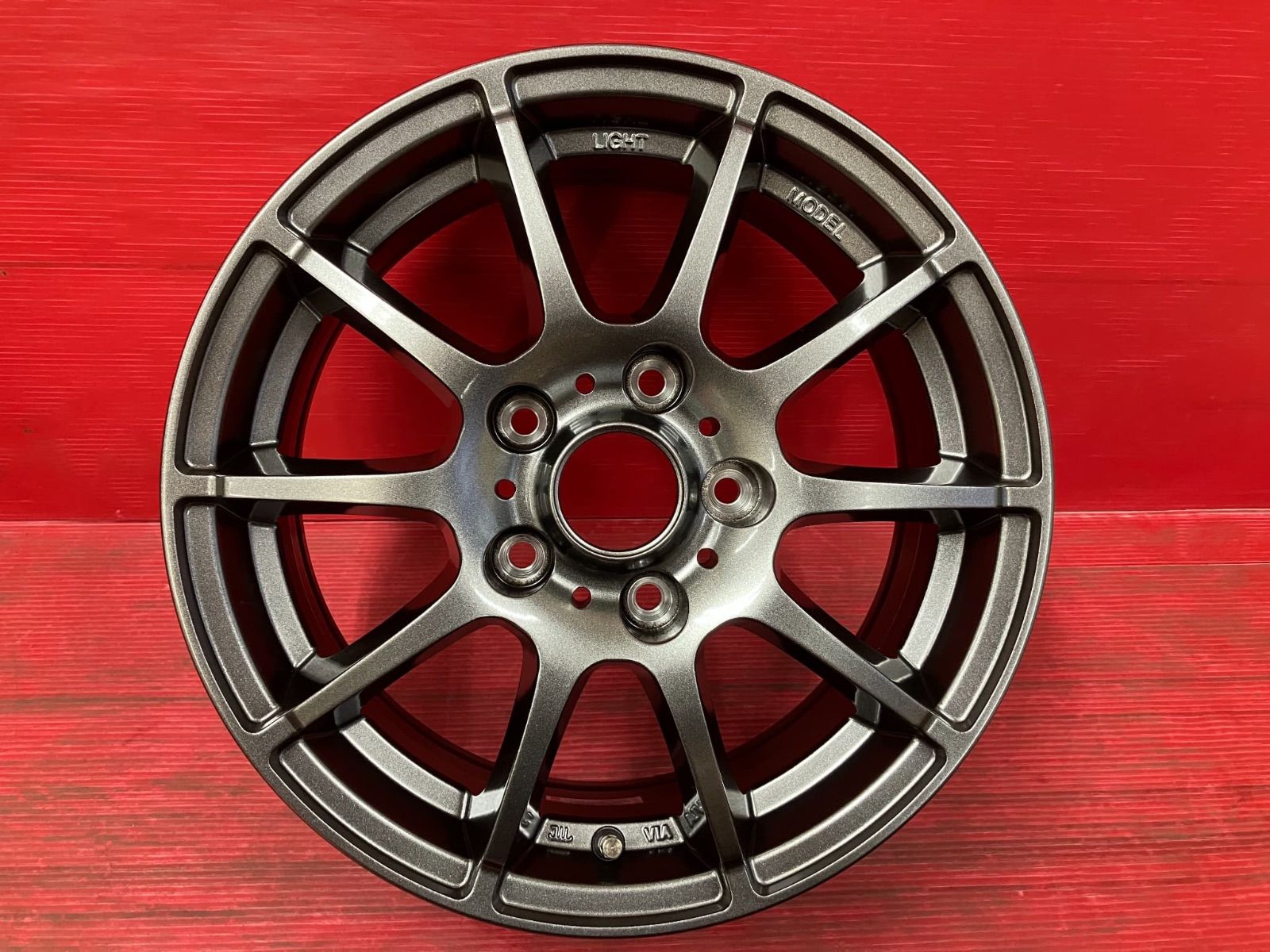 ホイール 15 x 6 0 J 114 3 45 5 H STAG メタリックグレー 4本SET