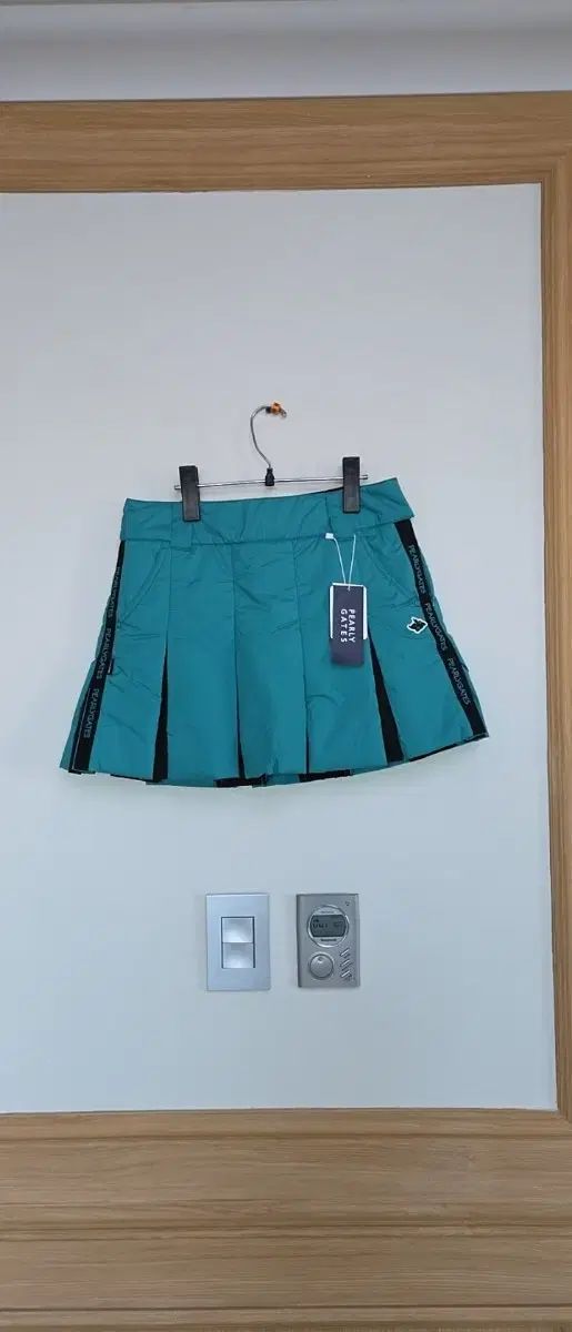 パーリーゲイツ ダウン スカート 1サイズ 正規品 新品 ㅡ着払い 11万