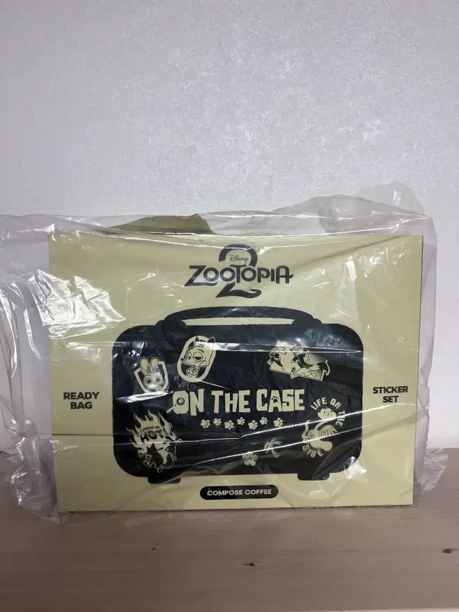 ズートピア ミニキャリーケース キャリアー バッグ ステッカー