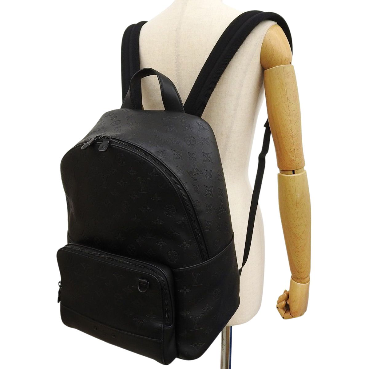 LOUIS VUITTON(ルイ・ヴィトン) モノグラム・シャドウ ディスカバリー