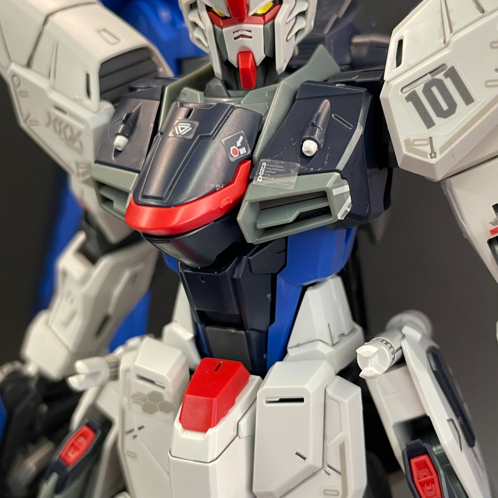 ガンプラ【中古品】 MG 1/100 フリーダムガンダム Ver.2.0 バンダイ