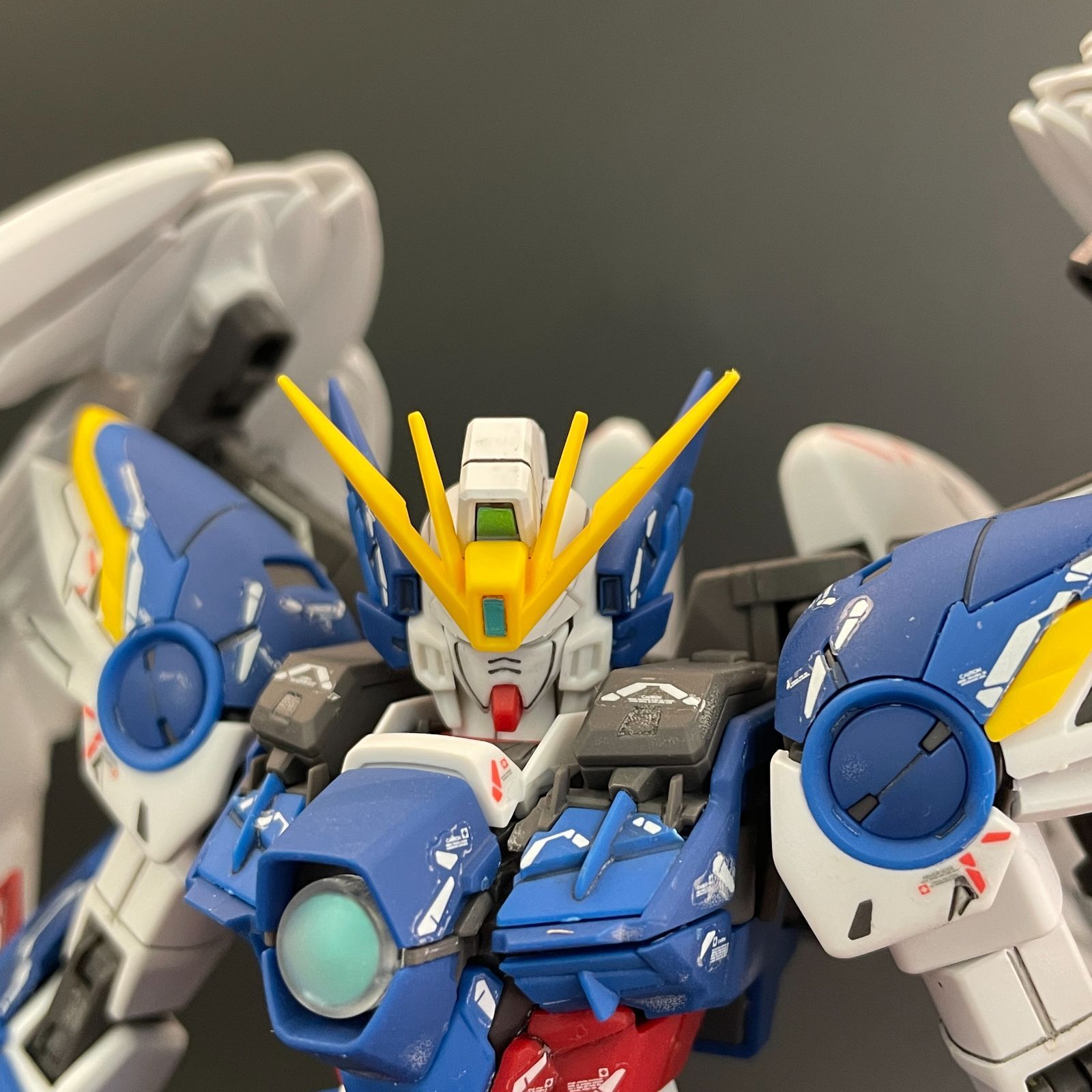 ガンプラ【中古品】 MG 1/100 ウイングガンダムゼロEW Ver.Ka 完成品