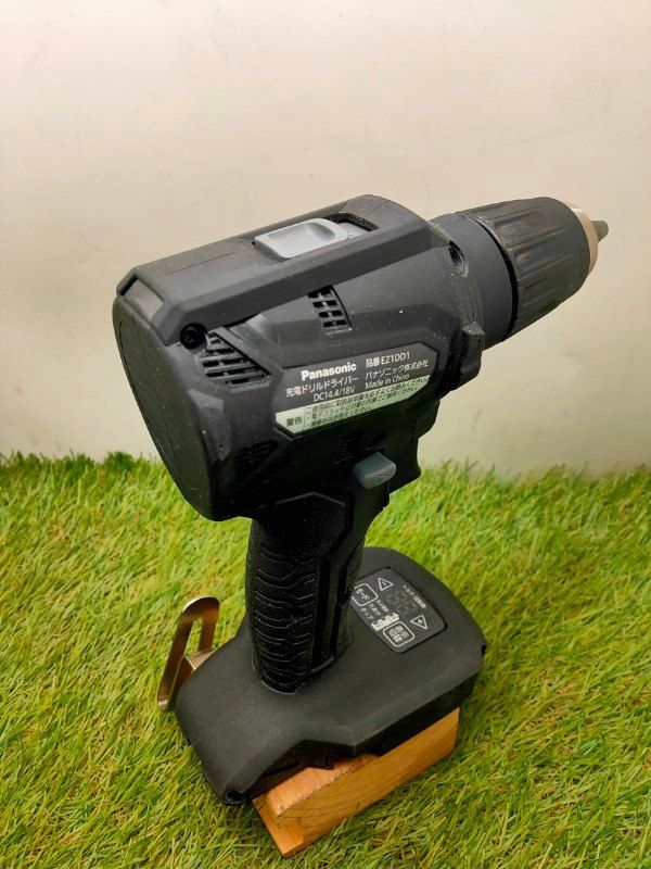 パナソニック Panasonic 充電ドリルドライバー 本体のみ EXENA デュアル 14.4 V 18 V対応 電子クラッチ搭載 Pシリーズ BRAIN EZ 1 DD X-B ブラック